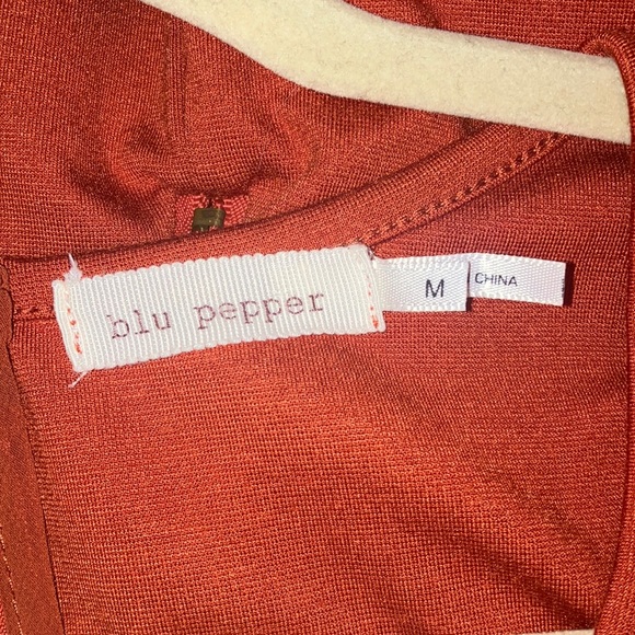 Blu Pepper peplum top with sheer sleeves - Picture 2 of 4